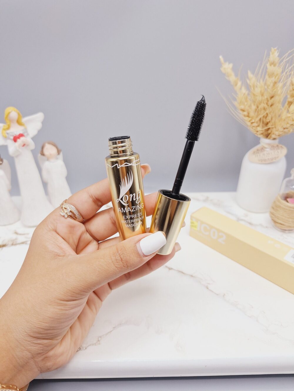 MAC NC02 Liquid Mascara